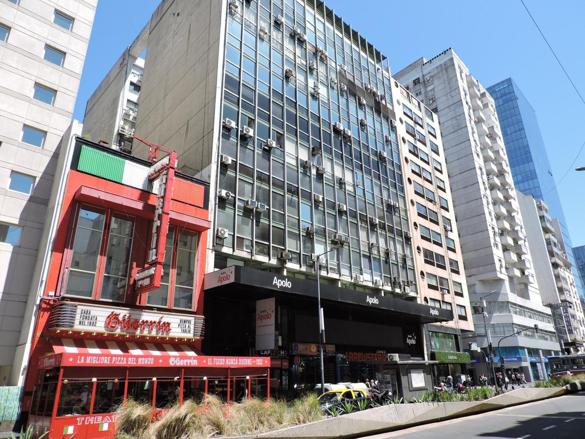 4 Ventanales Sobre La Avenida Corrientes Apartment - Buenos Aires, Buenos Aires